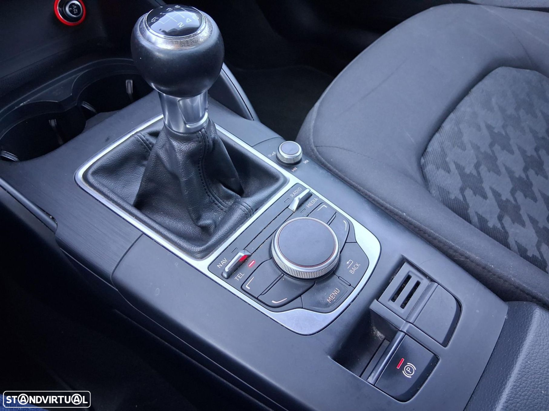 Audi A3 Sportback 1.6 TDI Attraction - 4