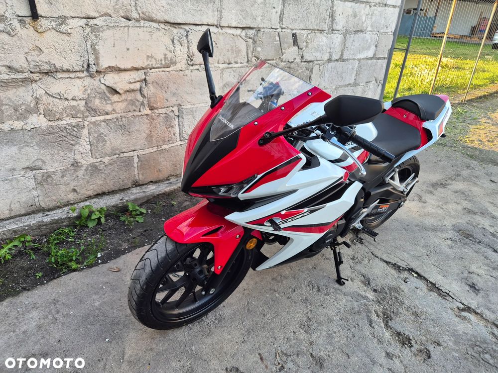 Honda CBR - 17