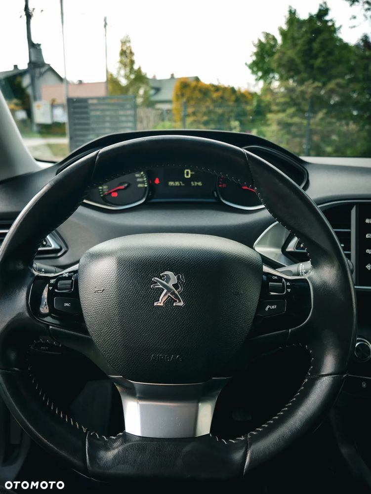 Peugeot 308 - 17