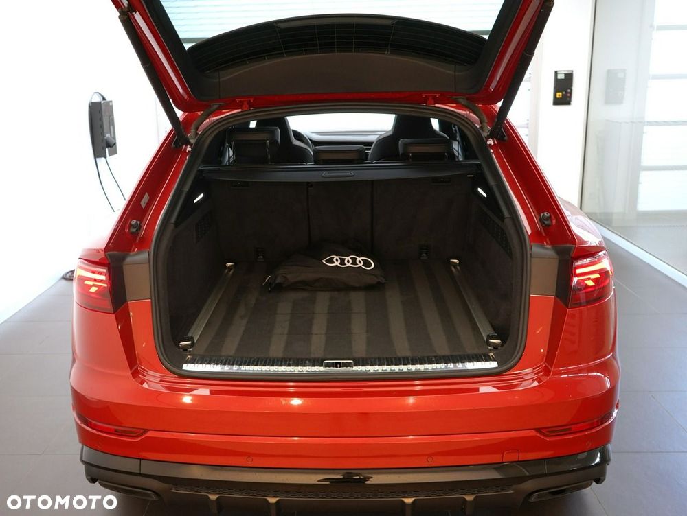 Audi Q8 - 11