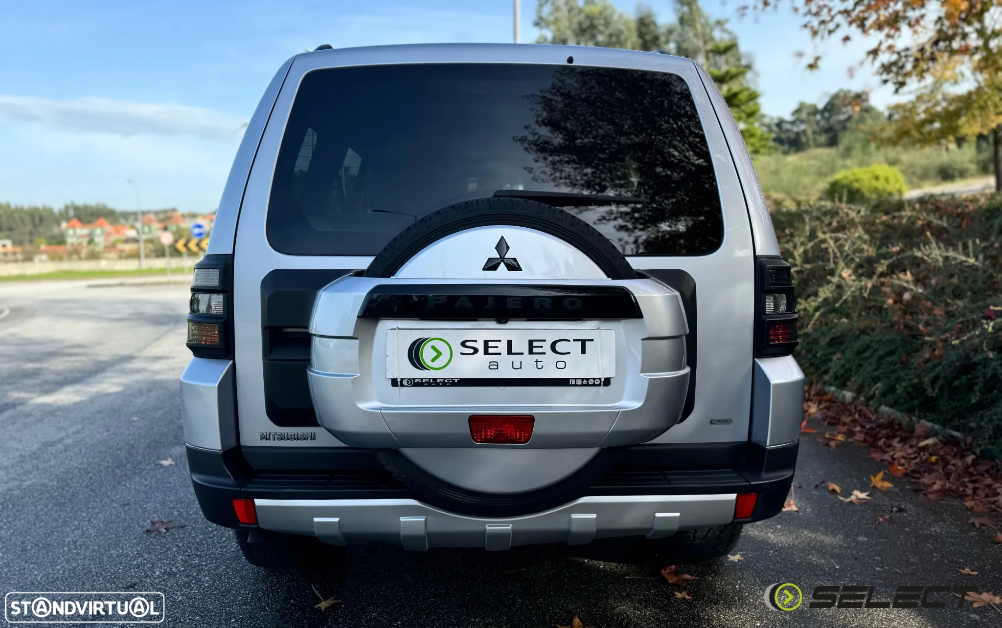 Mitsubishi Pajero 3.2 DI-D Intense CA - 18