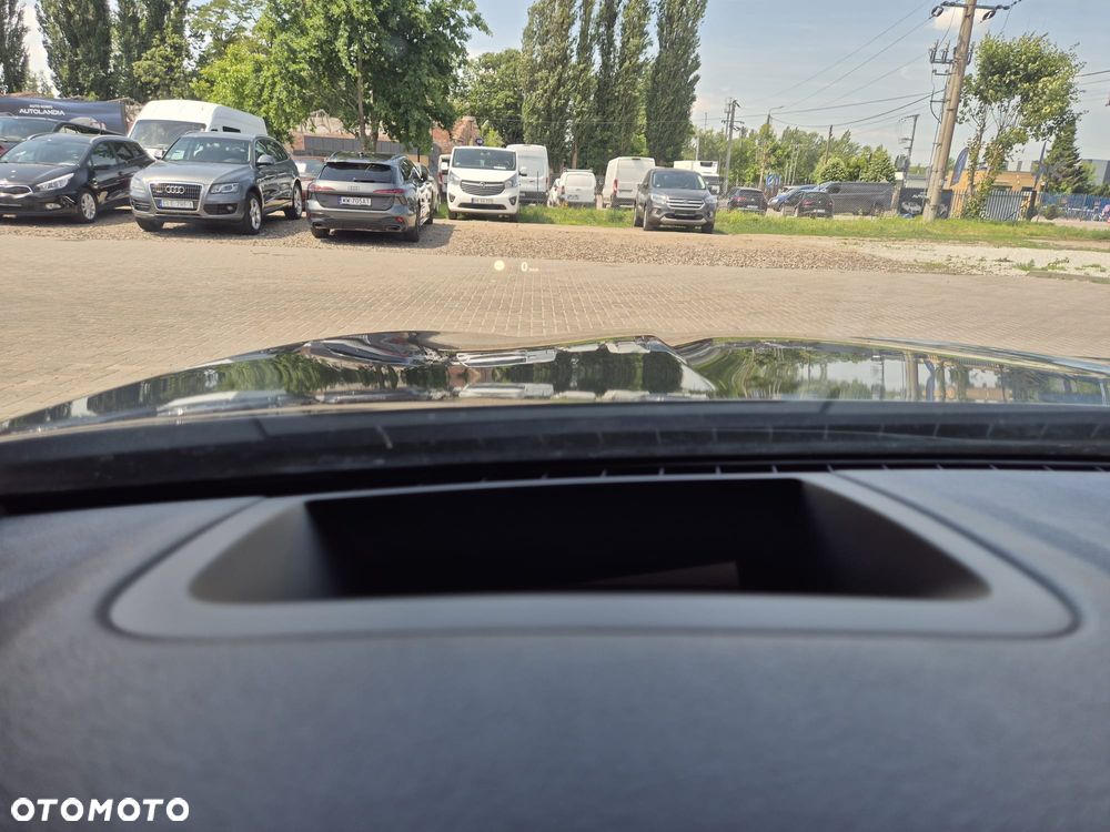 BMW Seria 5 535d - 34