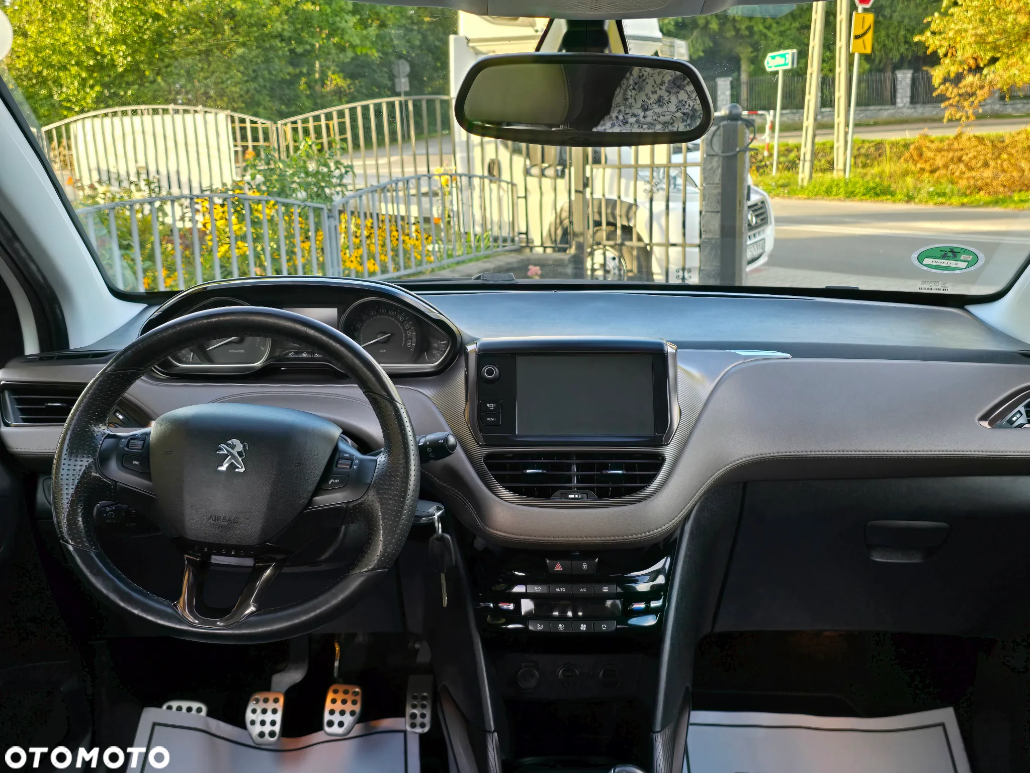 Peugeot 2008 1.6 VTi Allure - 19