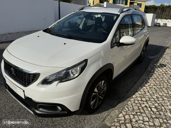 Peugeot 2008 1.2 PureTech Allure EAT6