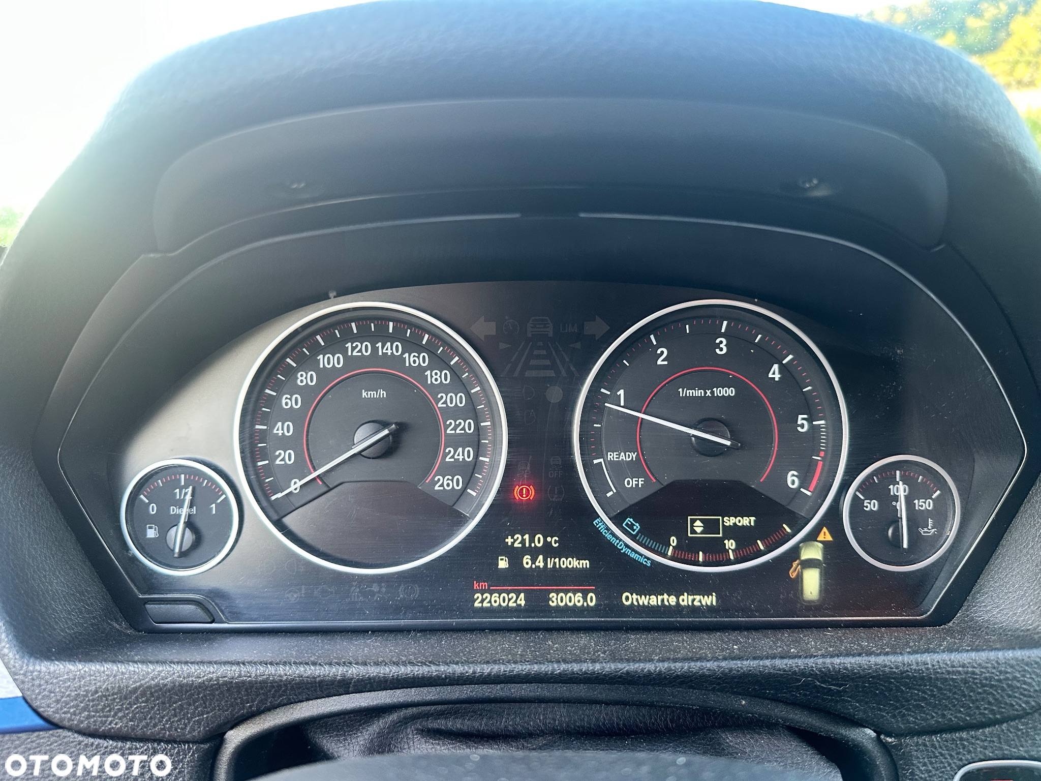BMW Seria 3 318d M Sport - 12