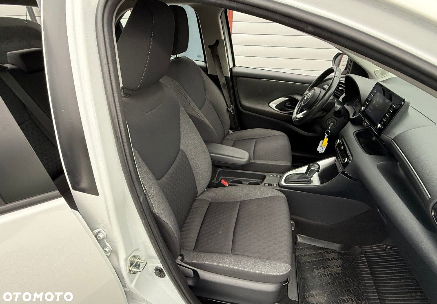 Toyota Yaris - 20