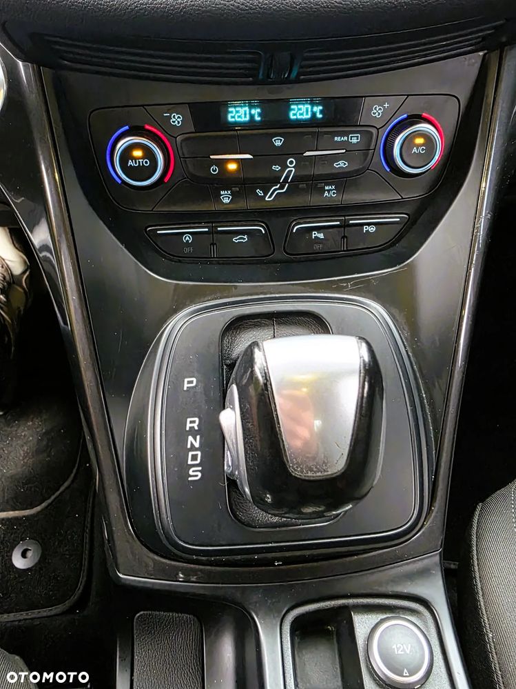 Ford Grand C-MAX - 17