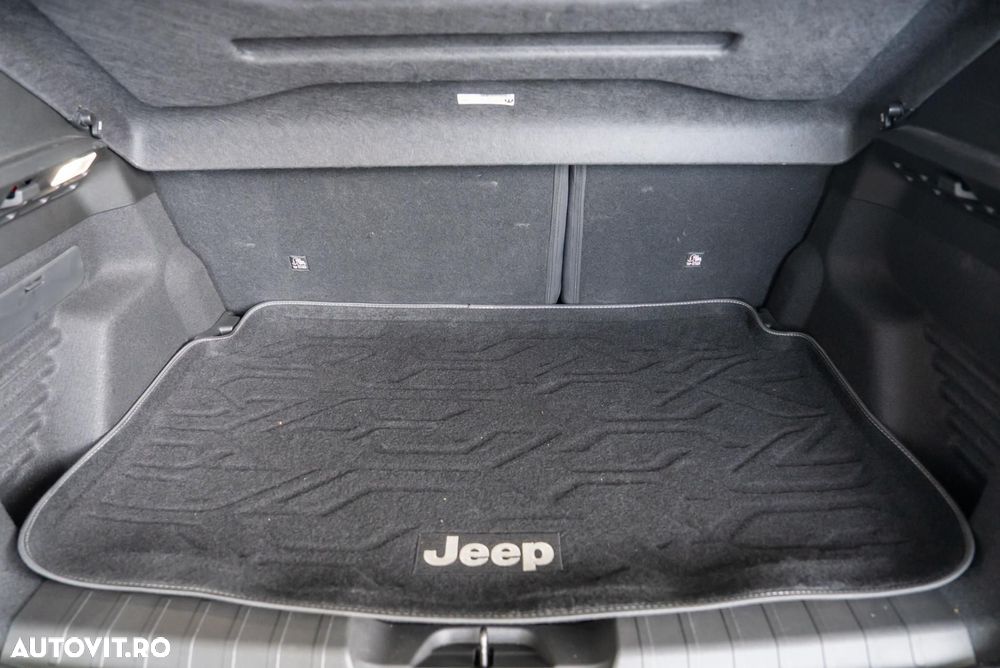 Jeep Avenger - 13