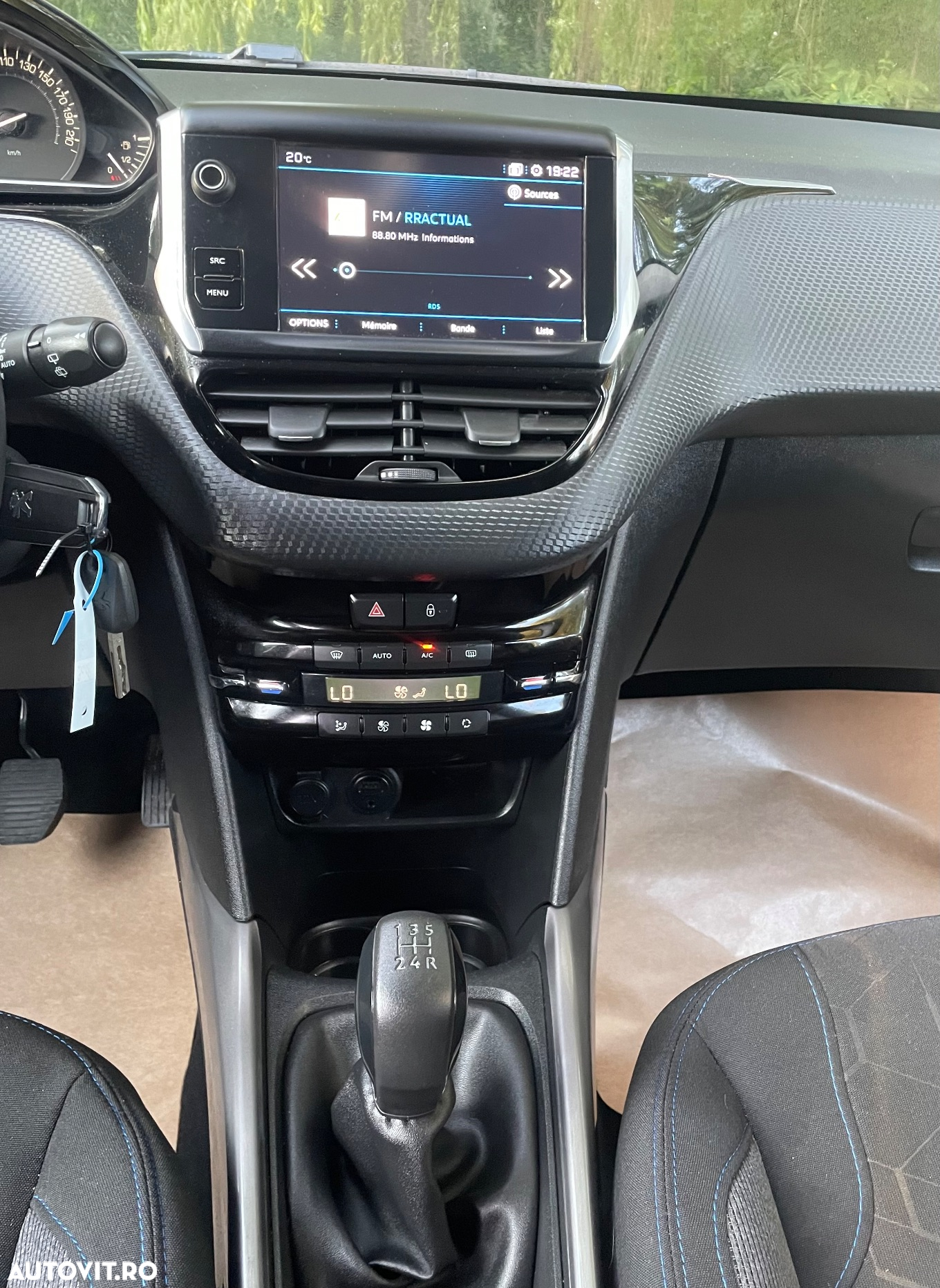 Peugeot 2008 PureTech 100 Stop&Start Allure Pack - 13