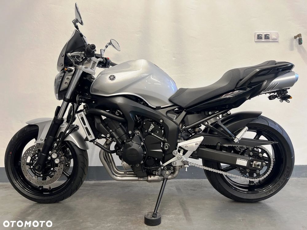 Yamaha FZ6 - 5