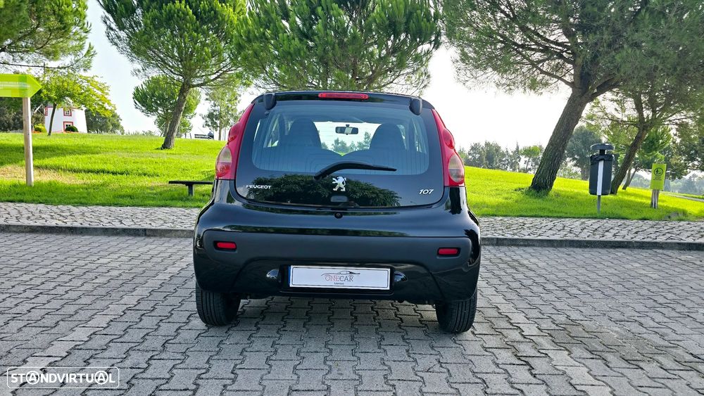 Peugeot 107 1.0 Urban - 7