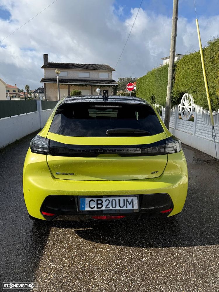 Peugeot e-208 50 kWh GT - 36