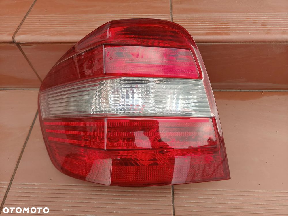 MERCEDES ML W164 Lampa Tylna Jasna Lewa Prawa Tył 05-08 - 6