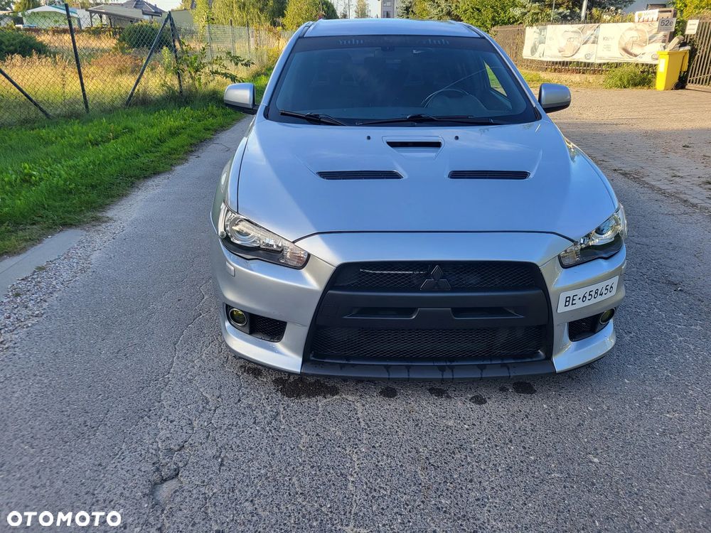Mitsubishi Lancer Evolution GSR - 2