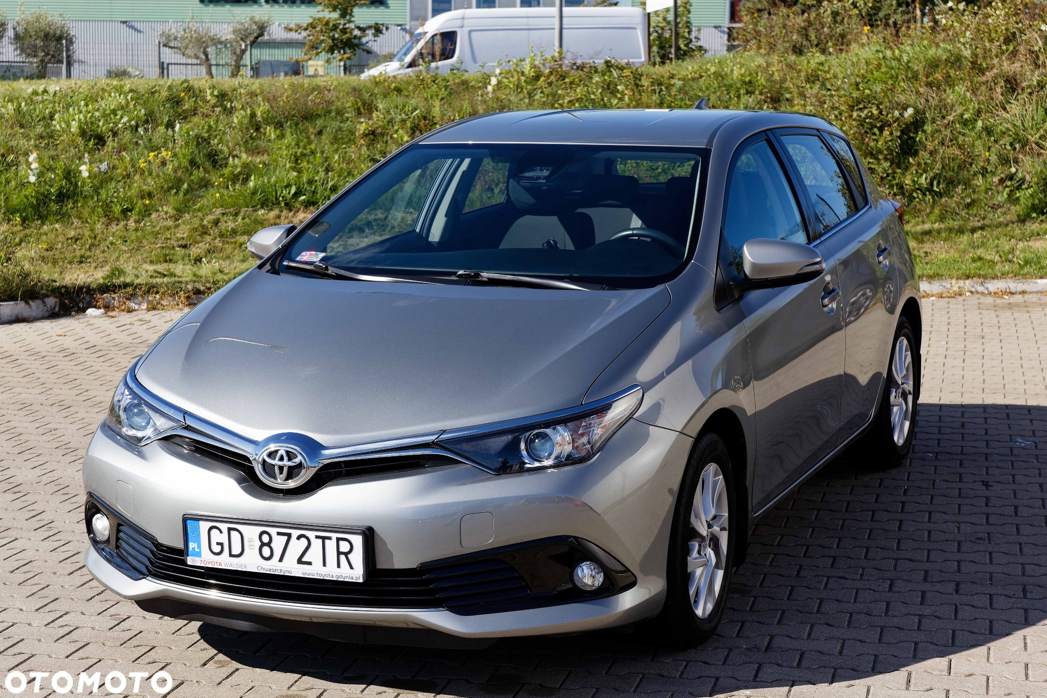 Toyota Auris 1.6 Premium - 17