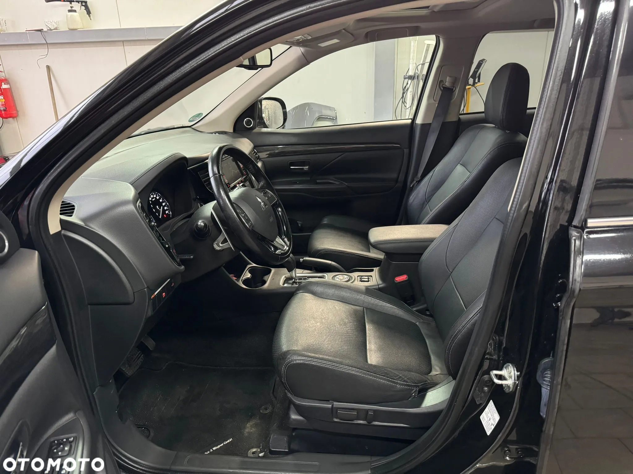 Mitsubishi Outlander 2.2 DI-D 4WD Automatik Invite - 21