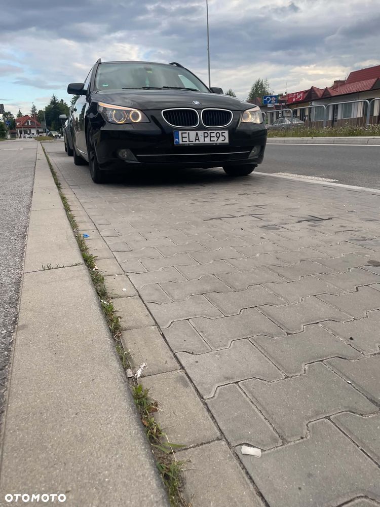 BMW Seria 5 520i - 1