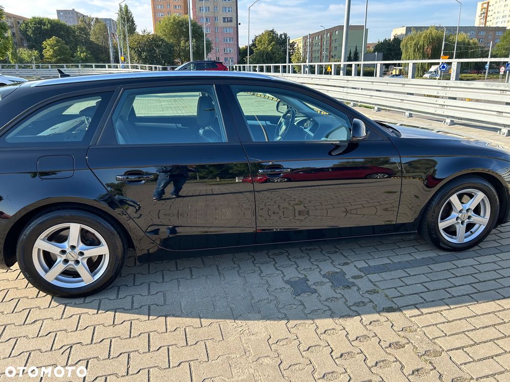 Audi A4 Avant - 5