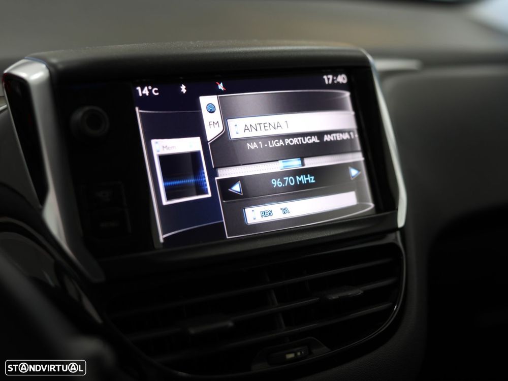 Peugeot 208 1.4 HDi Allure - 11