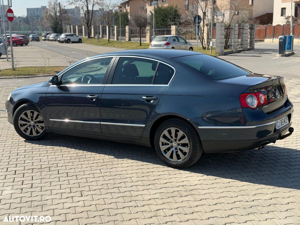 Volkswagen Passat 2.0TDI Highline DPF 4Motion - 2