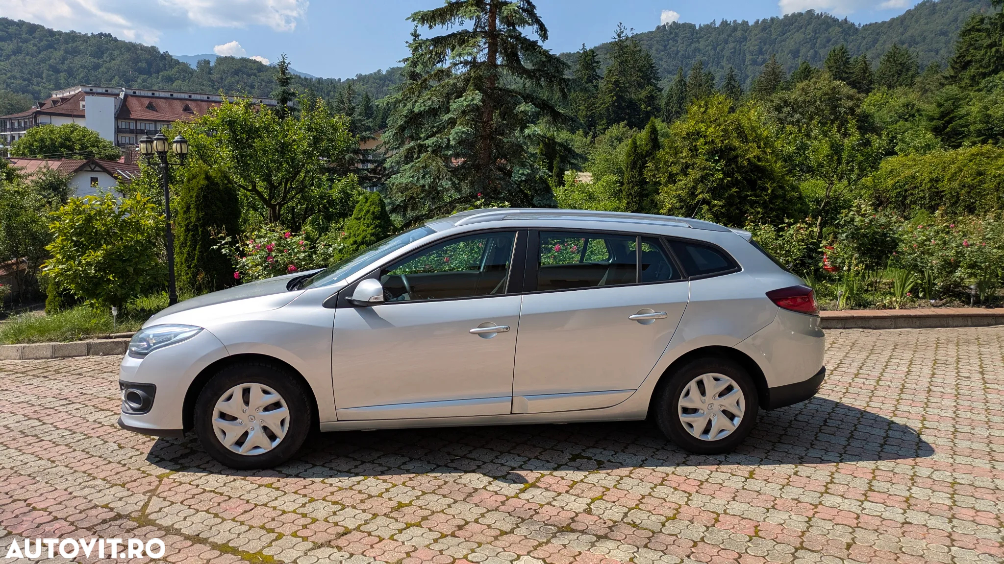 Renault Megane dCi 110 FAP Paris Business - 8