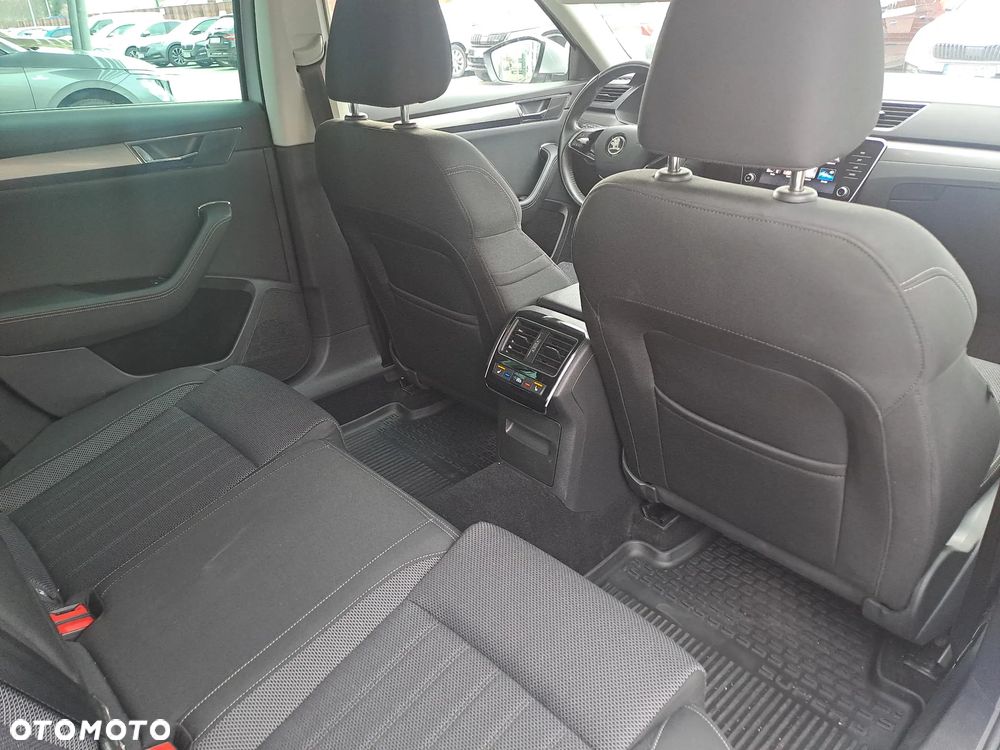 Skoda Superb 2.0 TDI SCR Style DSG - 13