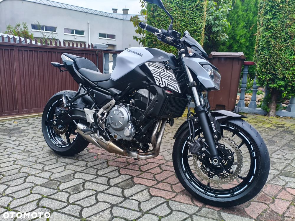 Kawasaki Z 650 - 9