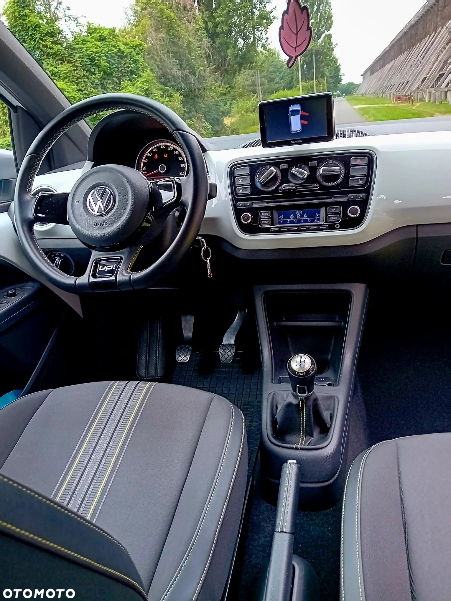 Volkswagen up! 1.0 move Perfectline - 4