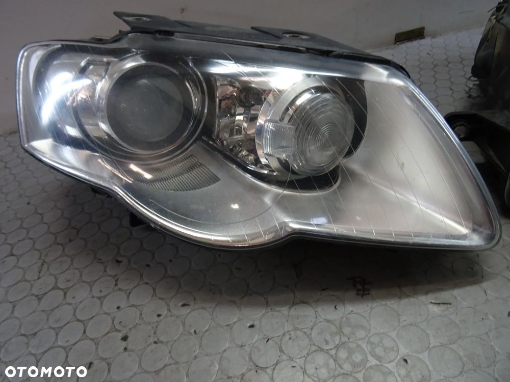 3C0941751G 3C0941752G lampa przod BIXENON Skretny  VW Passat B6 czesci - 2