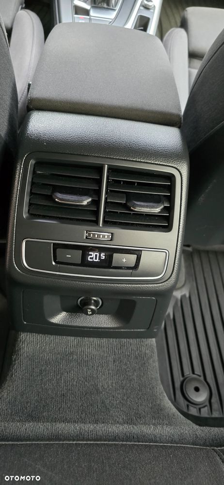 Audi A4 Avant 40 TDI quattro S tronic - 15