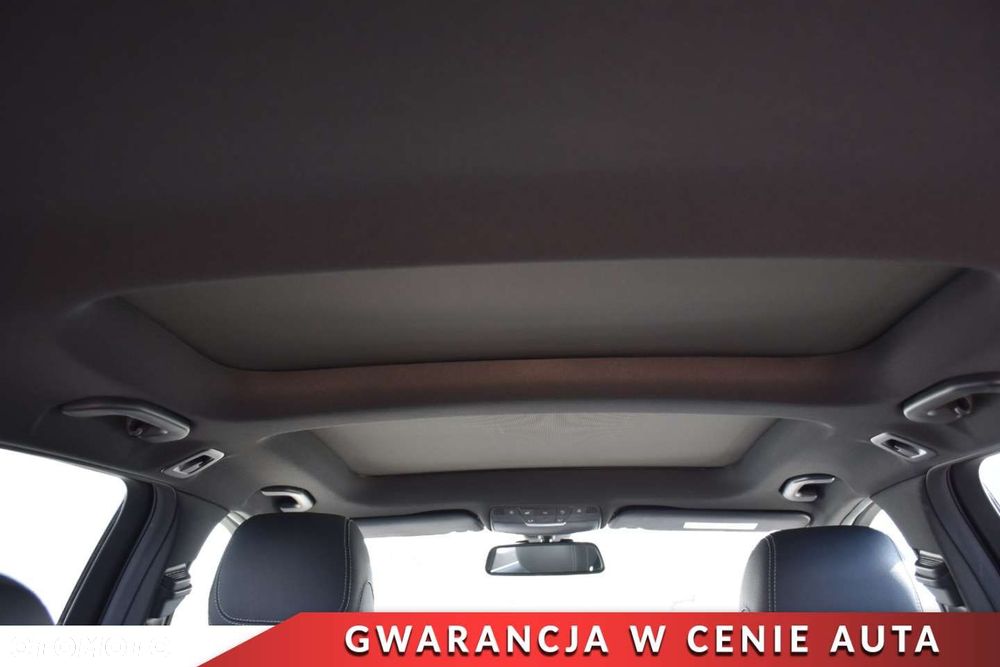 Mercedes-Benz Klasa C 200 T 4Matic 7G-TRONIC AMG Line - 27