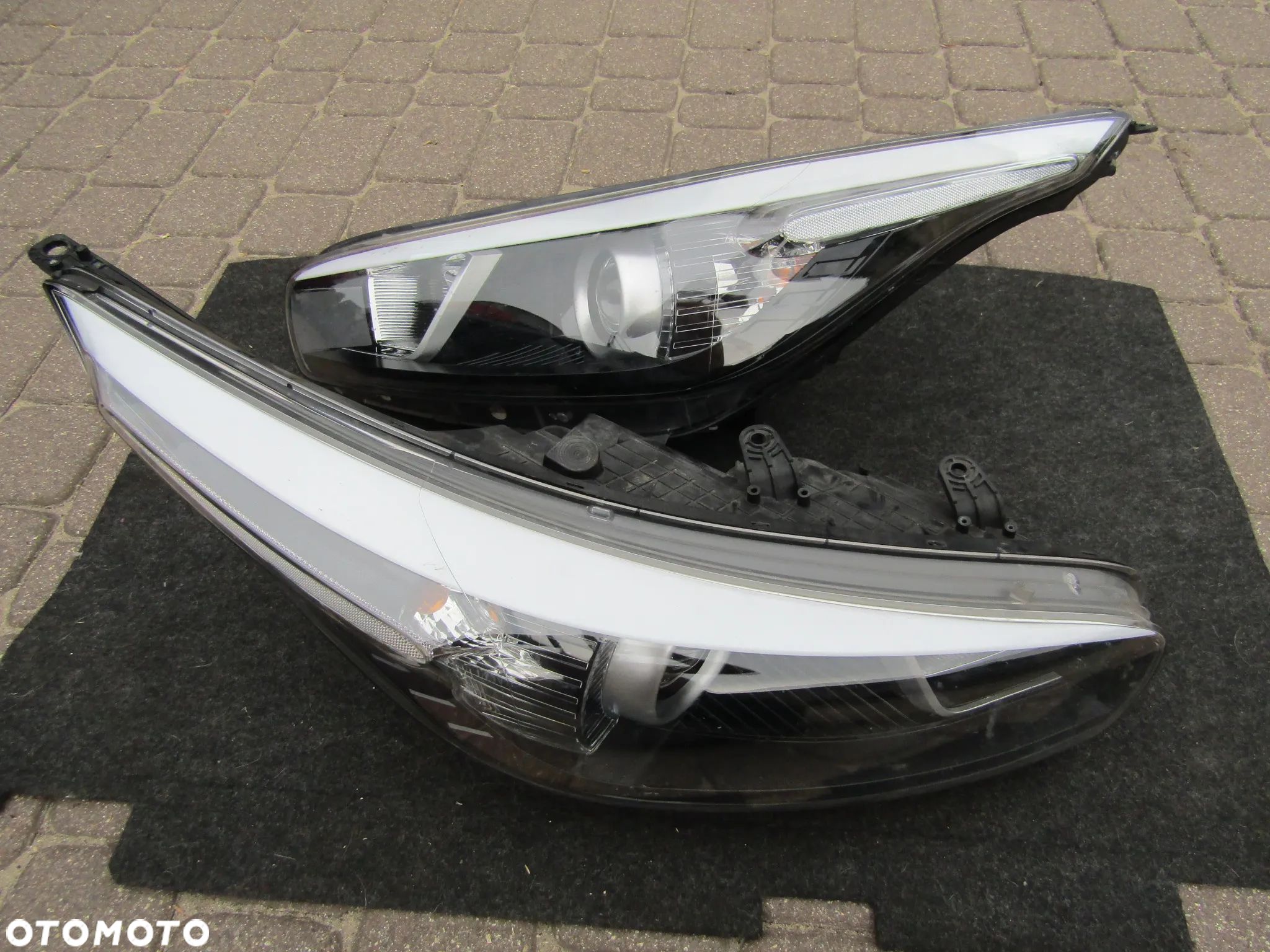 KIA CEED II LAMPA PRZÓD KOMPLET XENON 12 18R - 1