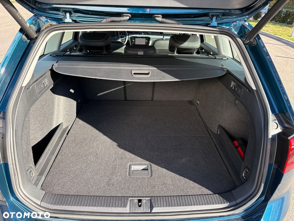 Volkswagen Passat 2.0 TDI EVO Elegance DSG - 14