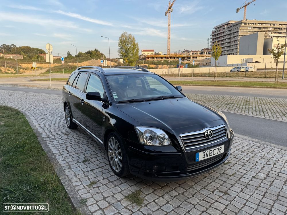 Toyota Avensis SW 2.2 D-CAT Sol+GPS - 31