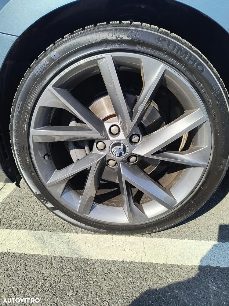 Skoda Superb 2.0 TDI DSG Laurin & Klement - 6
