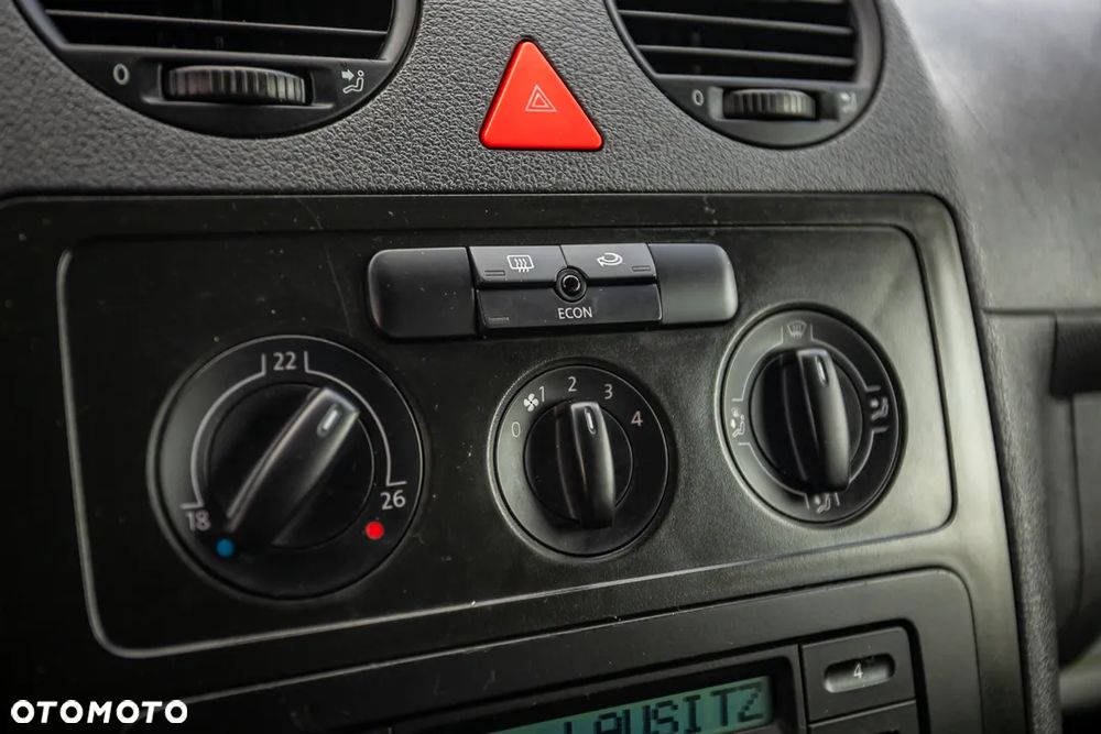 Volkswagen Caddy Life - 24