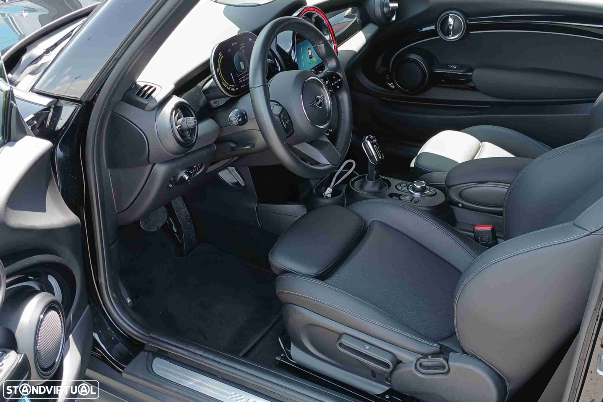 MINI 3 Portas Cooper SE - 9