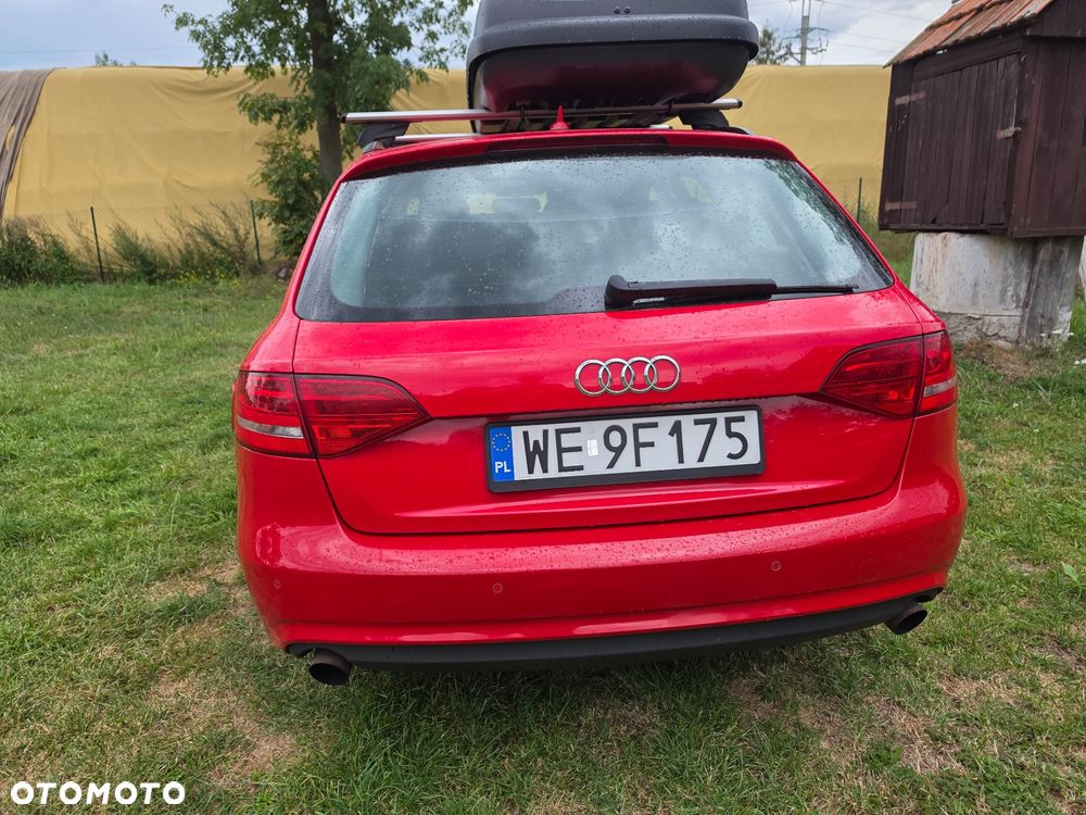 Audi A4 Avant 2012 photo 3