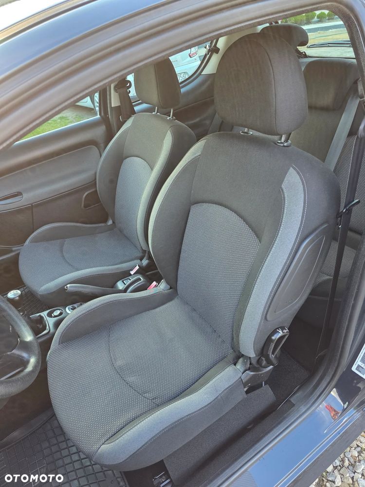 Peugeot 206 plus 1.1 Presence - 11