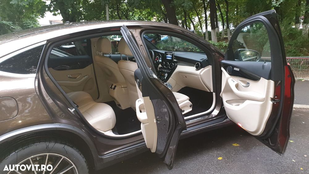 Mercedes-Benz GLC 300 d 4MATIC - 4