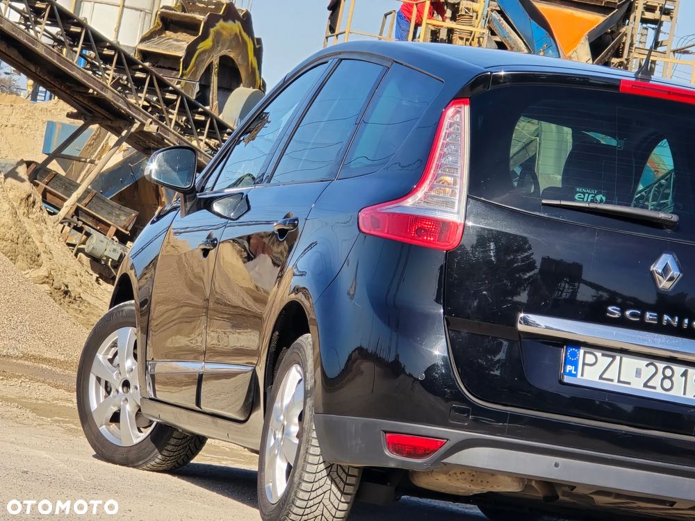 Renault Scenic 2.0 16V 140 CVT Luxe - 2