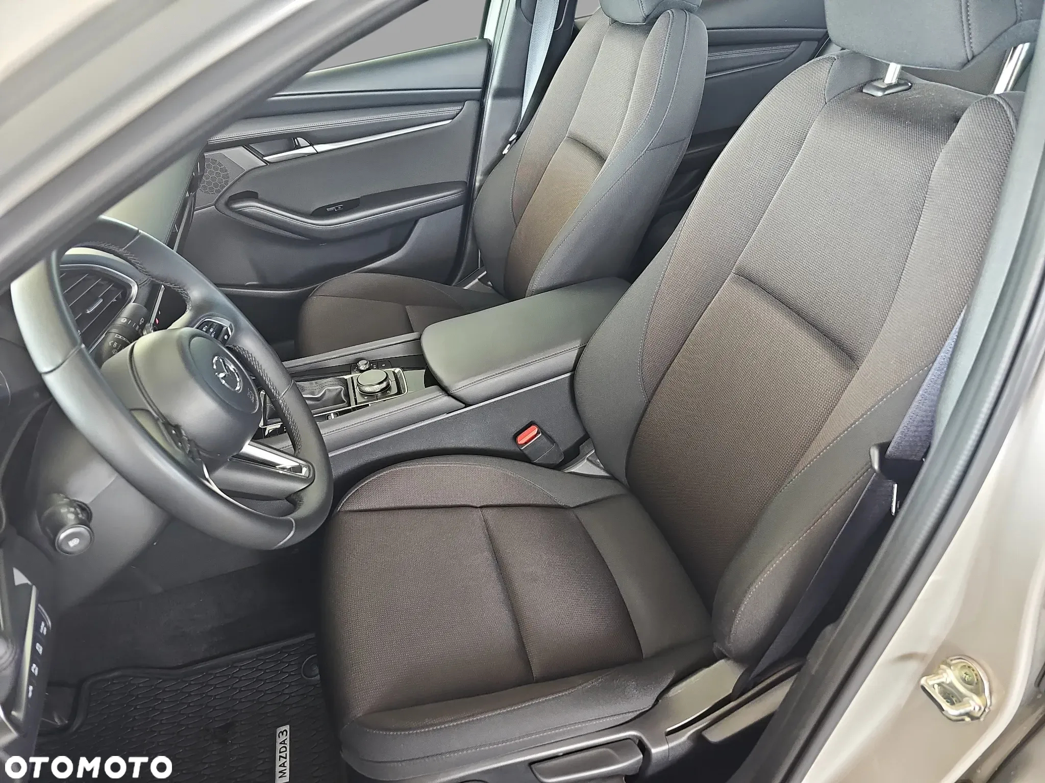 Mazda 3 - 11