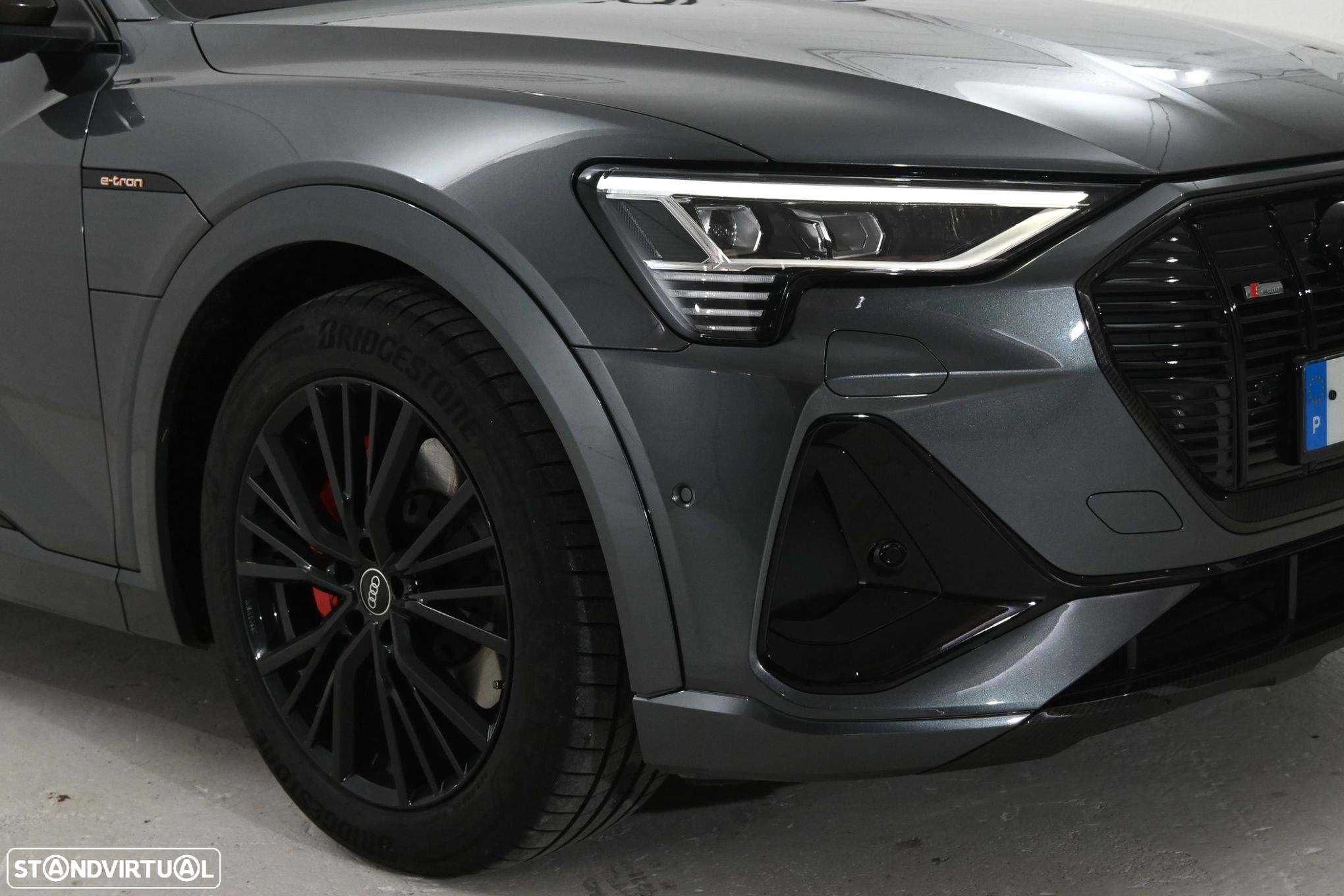 Audi e-tron 55 quattro S line - 8