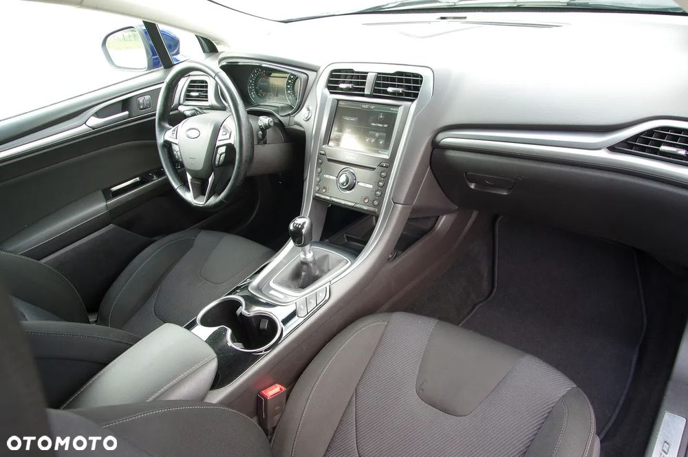 Ford Mondeo 2.0 TDCi STart-Stopp Titanium - 29