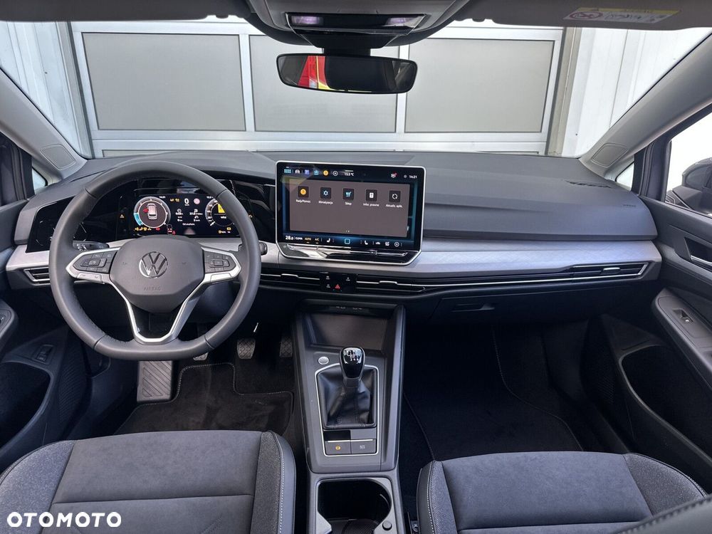 Volkswagen Golf Variant - 13