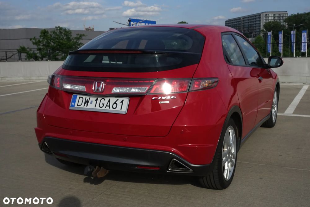 Honda Civic 1.8 Executive NAVI - 11