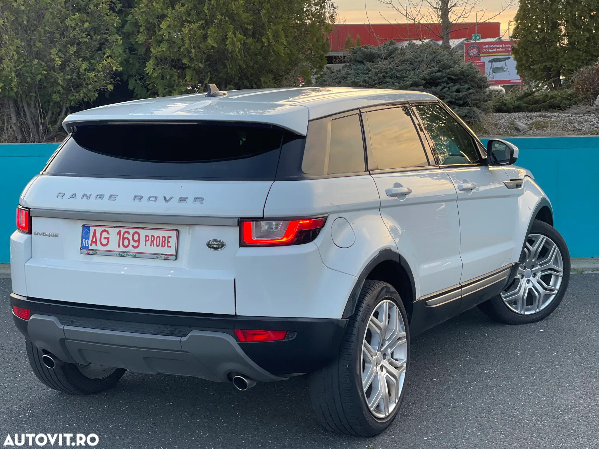 Land Rover Range Rover Evoque 2.0 D150 R-Dynamic SE - 7