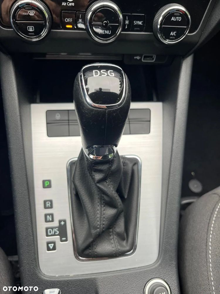Skoda Octavia 1.6 TDI Drive DSG - 18