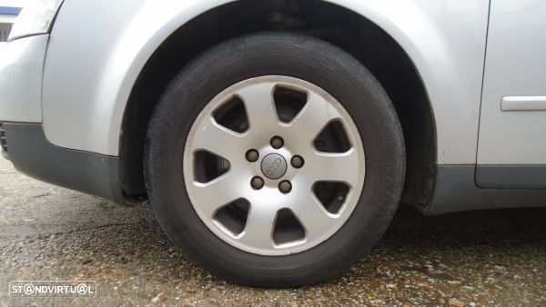 Para Peças Audi A4 (8E2, B6) - 4