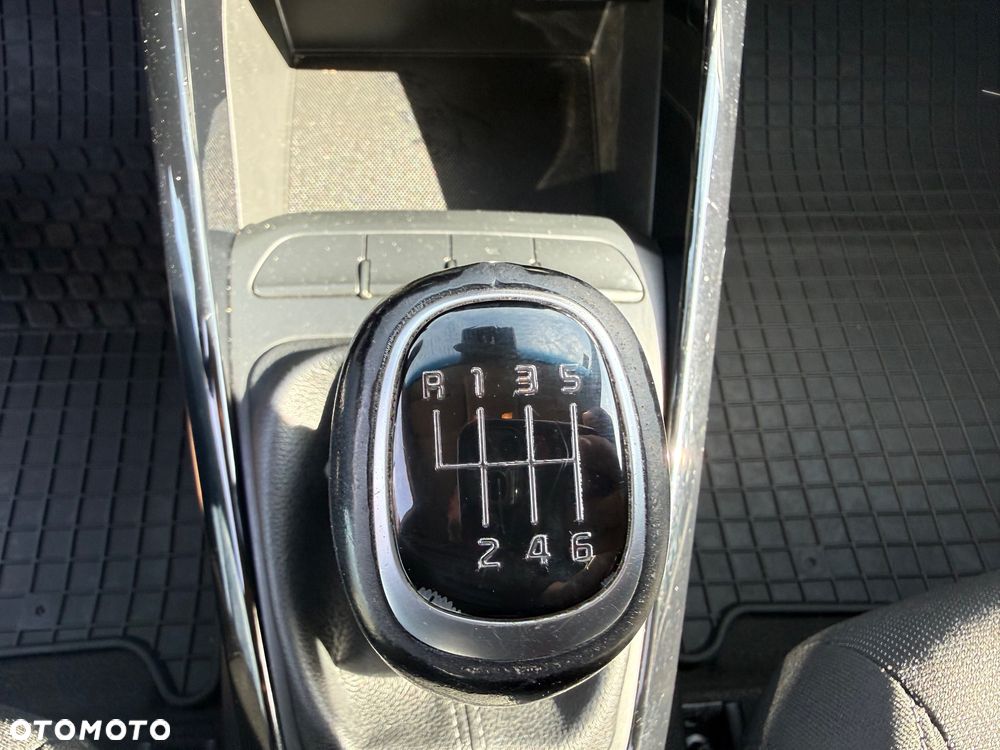Kia Rio 1.0 T-GDI 120 Platinum Edition - 23